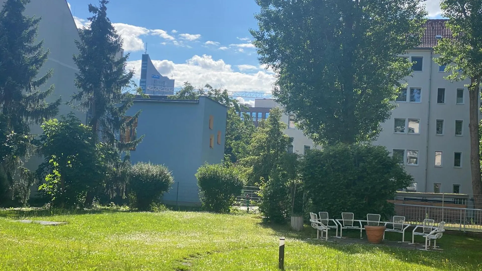 Apartmán Studio 1 Mit Gemeinschaftsraeumen, Tiefgarage Lipsko